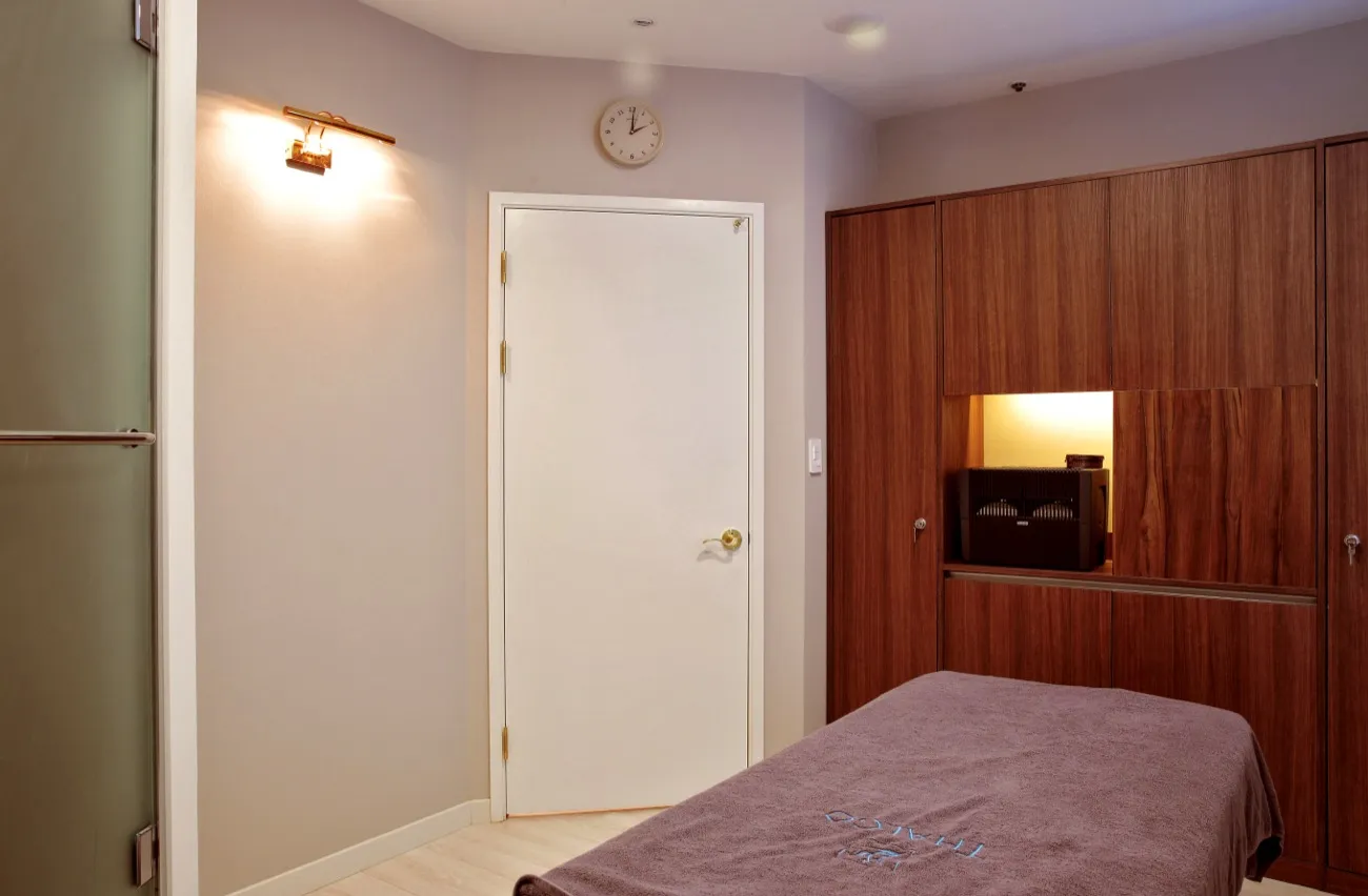 A treatment room at Gowoonmom Clinic. The door closes